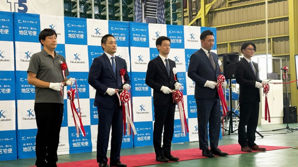 小荷物物流の省人化へ　ROMSの自動倉庫「Nano-Stream」が始動