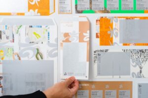 捨てられる紙を市役所の名刺へ、高岡市「ヤレ紙事業」が示す資源循環のかたち