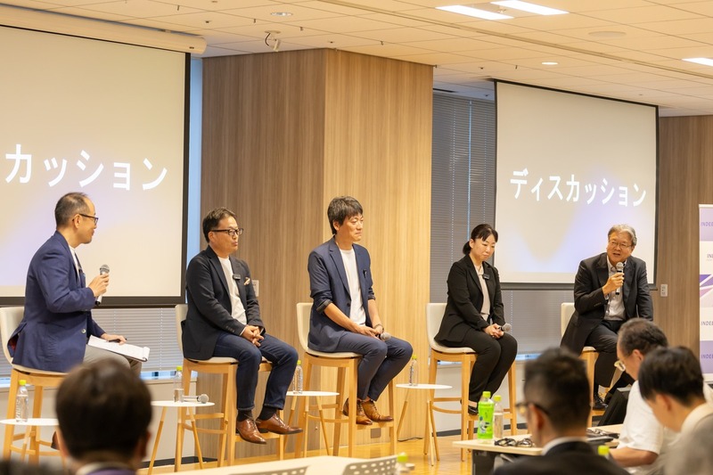イノベーションへの継続的な挑戦と組織風土について語る登壇者